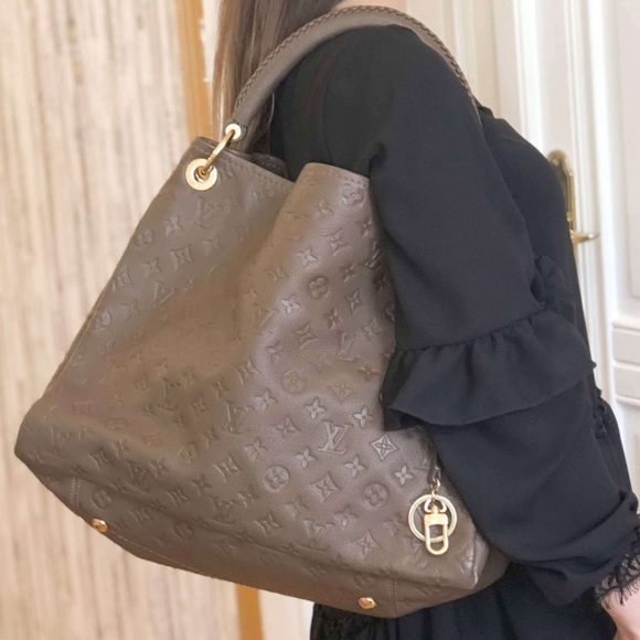 LOUIS VUITTON Neverfull MM Monogram Empreinte Tote Bag Beige - 25% OFF